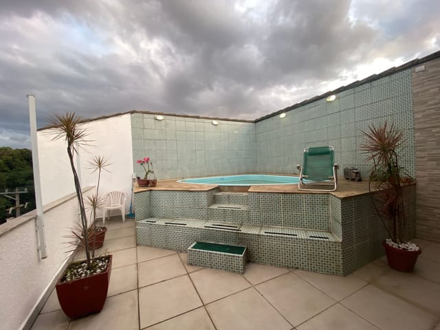Casa com 89m² 3 quartos e 4 banheiros, à venda, no bairro Vila Valqueire em Rio de Janeiro