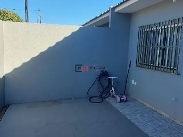 Casa com 150m² 2 quartos e 2 banheiros, à venda, no bairro Jardim Riviera em Cambé