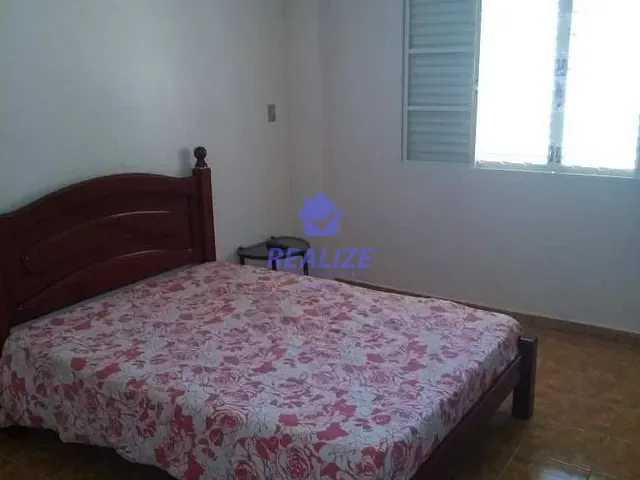 Casa 3 quartos e 1 banheiro, à venda, no bairro Vila São Lúcio em Botucatu