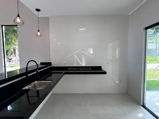Casa com 360m² 3 quartos e 2 banheiros, à venda, no bairro São José do Imbassaí em Maricá