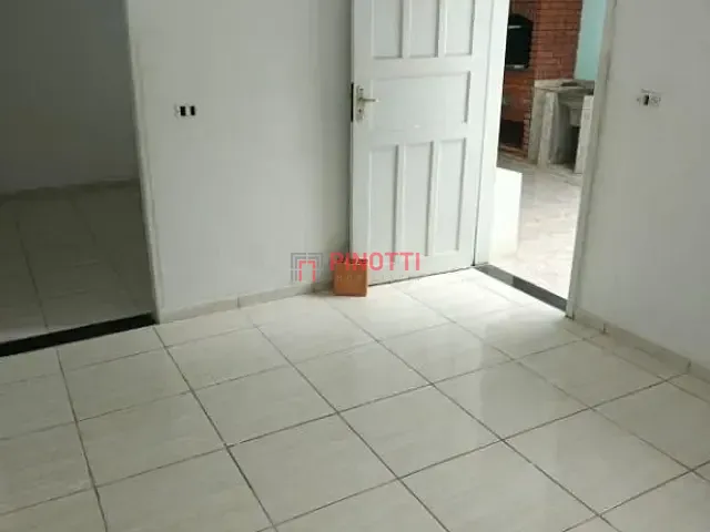 Casa 3 quartos e 2 banheiros, à venda, no bairro Parque Selecta(Montanhão) em São Bernardo do Campo