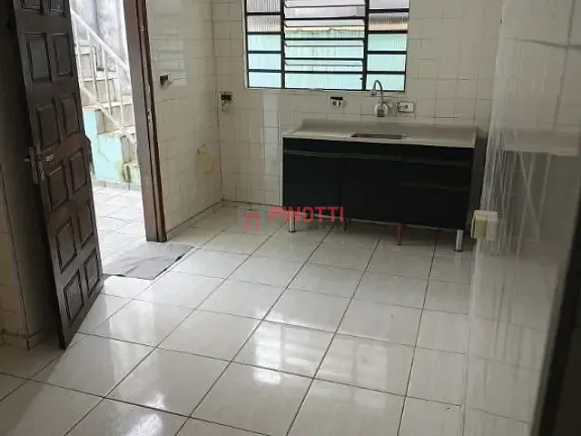Casa 3 quartos e 2 banheiros, à venda, no bairro Parque Selecta(Montanhão) em São Bernardo do Campo