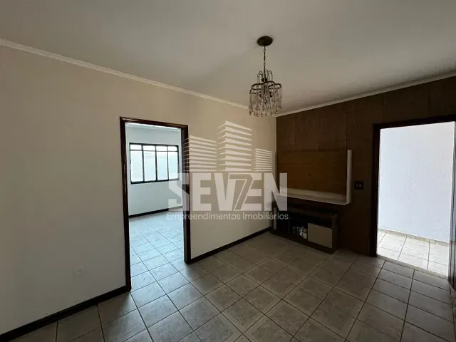 Casa com 133m² 3 quartos e 2 banheiros, à venda, no bairro Jardim Vânia Maria em Bauru