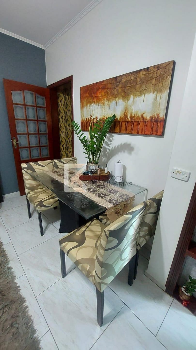 Casa à venda com 3 quartos, 208m² - Foto 5