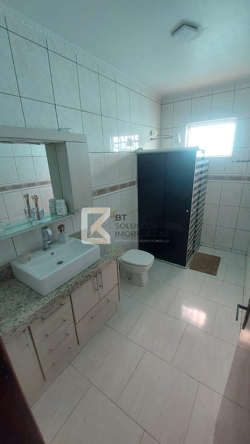 Casa à venda com 3 quartos, 208m² - Foto 13