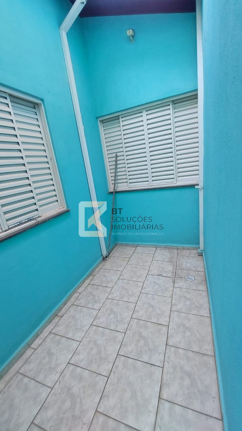 Casa à venda com 3 quartos, 208m² - Foto 12