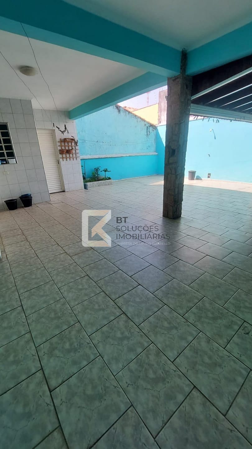 Casa à venda com 3 quartos, 208m² - Foto 7