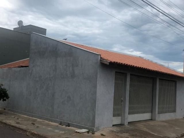 Casa com 142m² 2 quartos e 1 banheiro, à venda, no bairro Jardim Recanto dos Passaros em Birigui