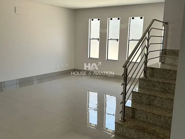 Casa com 230m² 3 quartos e 4 banheiros, à venda, no bairro Jardim Imperial em Aparecida de Goiânia