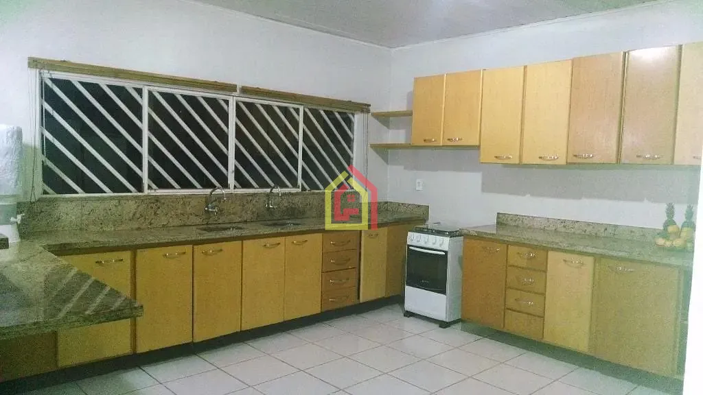 Casa à venda com 3 quartos, 3 suítes, 2 vagas e 220m² no Cidade Nova, Marabá (PA) — foto 8 de 16