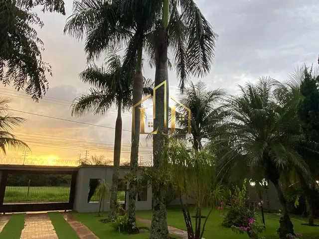 Casa com 1050m² 4 quartos e 1 banheiro, à venda, no bairro MIRAFLORES em Chapada dos Guimarães