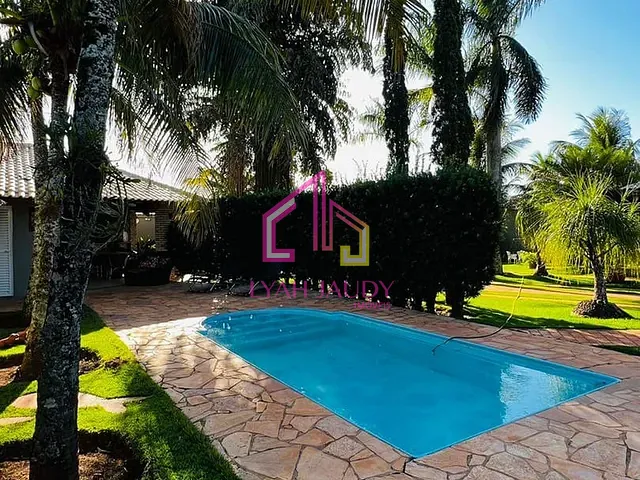 Casa com 1050m² 4 quartos e 1 banheiro, à venda, no bairro MIRAFLORES em Chapada dos Guimarães