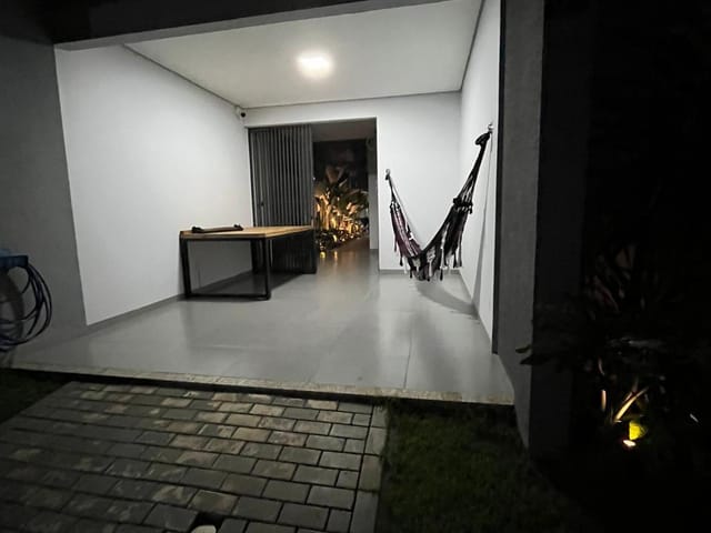 Casa com 196m² 3 quartos e 1 banheiro, à venda, no bairro Residencial Vitória Régia em Sinop