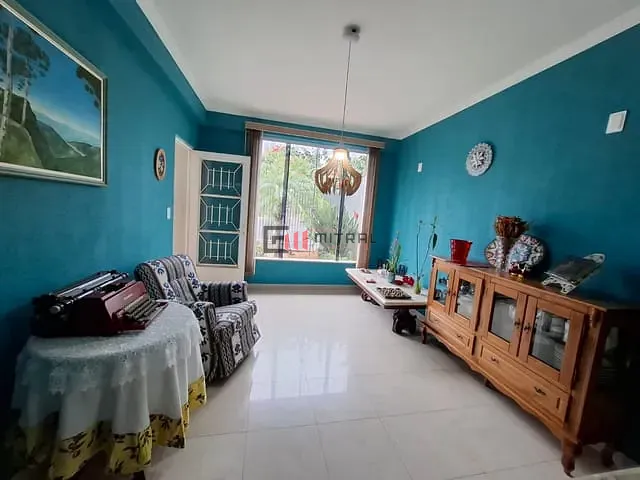 Casa com 360m² 3 quartos e 3 banheiros, à venda, no bairro San Fernando em Londrina
