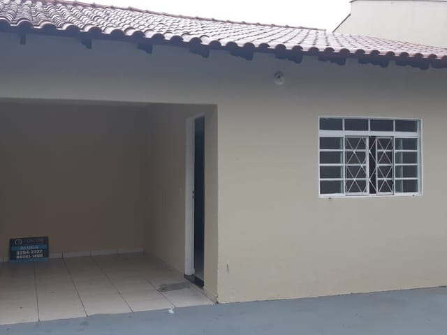Casa com 300m² 2 quartos e 1 banheiro, à venda, no bairro Jardim Bela Itália em Cambé