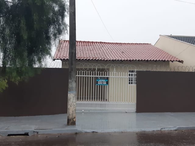 Casa com 300m² 2 quartos e 1 banheiro, à venda, no bairro Jardim Bela Itália em Cambé
