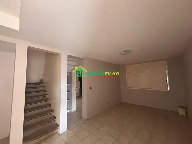 Casa com 300m² 5 quartos e 5 banheiros, para alugar, no bairro São Cristóvão em Teresina