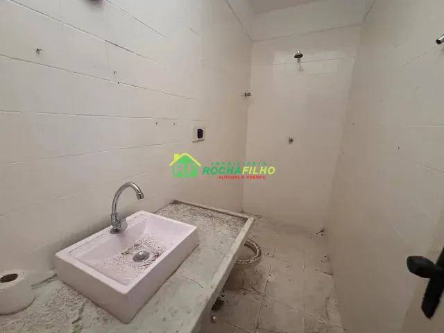 Casa com 300m² 5 quartos e 5 banheiros, para alugar, no bairro São Cristóvão em Teresina