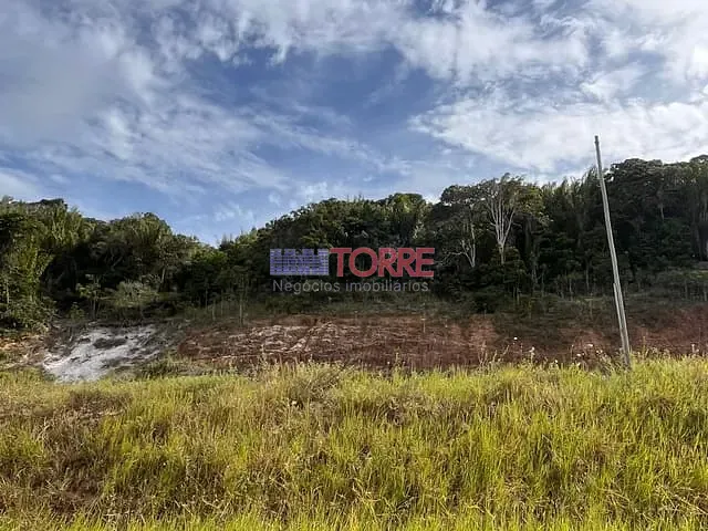 Terreno com 450m², à venda, no bairro Nossa Senhora da Vitória em Ilhéus