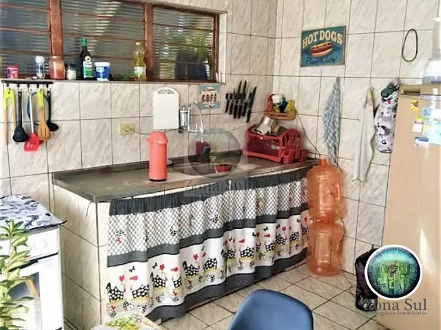 Casa com 300m² 3 quartos e 2 banheiros, à venda, no bairro Jardim Maria Jose em Votorantim