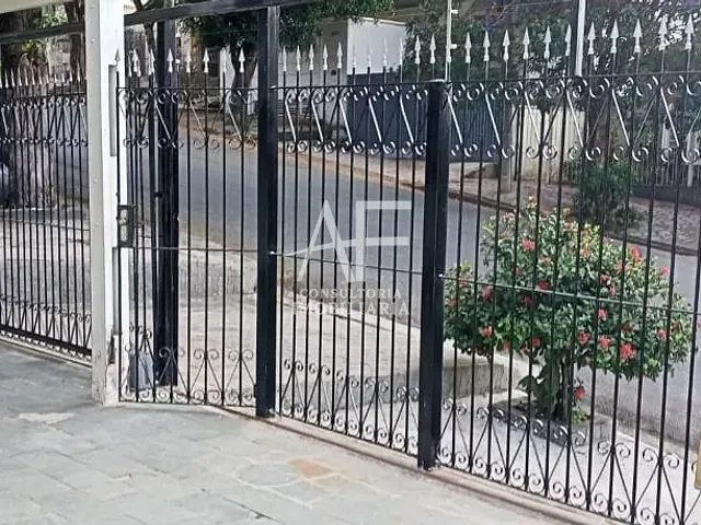 Casa com 300m² 3 quartos e 3 banheiros, à venda, no bairro Jardim Santa Clara em Taubaté