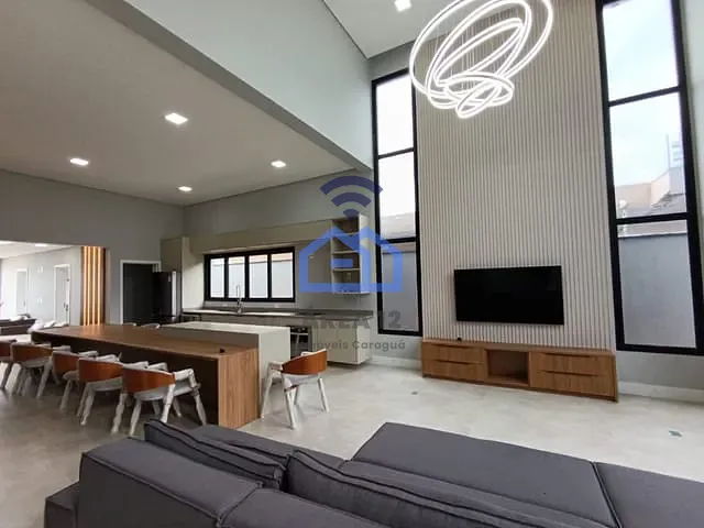 Casa com 527m² 3 quartos e 5 banheiros, à venda, no bairro Massaguaçu em Caraguatatuba