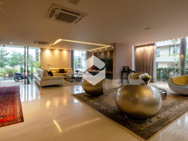 Casa com 900m² 6 quartos e 9 banheiros, à venda, no bairro Barra da Tijuca em Rio de Janeiro