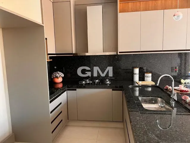 Casa com 250m² 3 quartos e 4 banheiros, à venda, no bairro Jardim Valencia em Ribeirão Preto