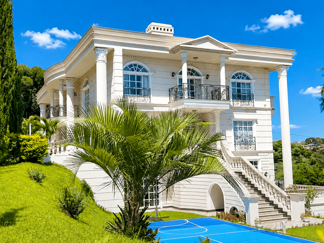 Casa com 3848m² 6 quartos e 12 banheiros, à venda, no bairro Vista Alegre em Curitiba