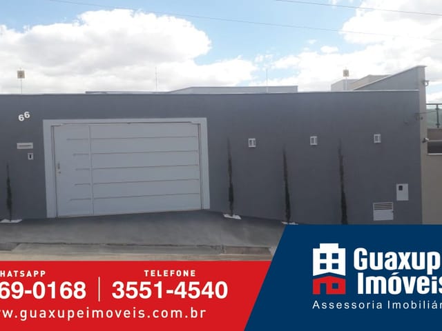 Foto do Casa - Casa Residencial em Bairro Nobre!
Possui 3 dormitórios sendo 1 suíte com closet, banheiro social.
Sala de estar e cozinha integradas
Móveis planejados na cozinha e banheiros.
Área gourmet integrada com a garagem | Guaxupé Imóveis Ltda