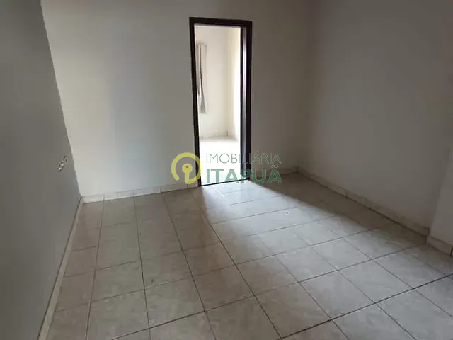 Casa com 270m² 3 quartos e 1 banheiro, à venda, no bairro Vila Recreio em Londrina