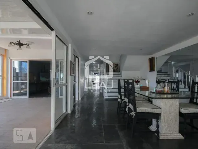 Casa com 760m² 6 quartos e 6 banheiros, à venda, no bairro Vila Tramontano em São Paulo
