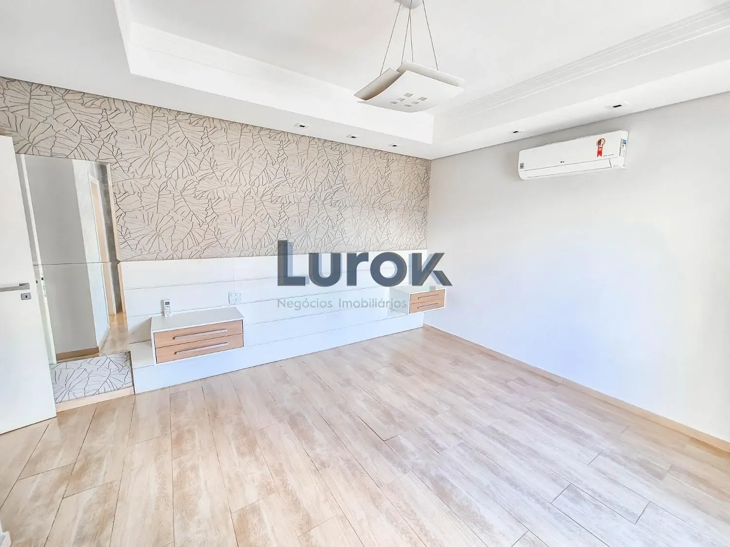 Casa, 3 quartos, 257 m² - Foto 30