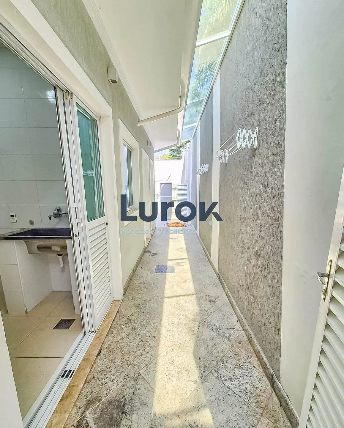 Casa, 3 quartos, 257 m² - Foto 34