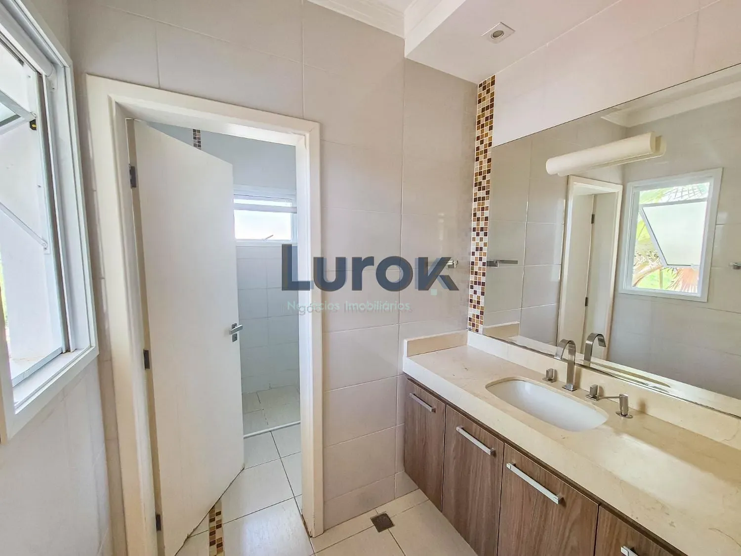 Casa, 3 quartos, 257 m² - Foto 31