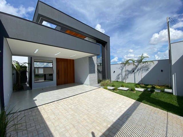 Casa com 244m² 3 quartos e 2 banheiros, à venda, no bairro Residencial Riviera Suíça em Sinop