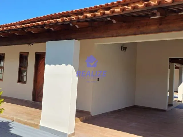 Casa 3 quartos e 4 banheiros, à venda, no bairro Parque Residencial Brabância I em Avaré