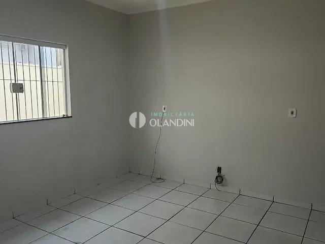 Casa com 200m² 2 quartos e 1 banheiro, para alugar, no bairro Parque Residencial Arrivabene em Artur Nogueira