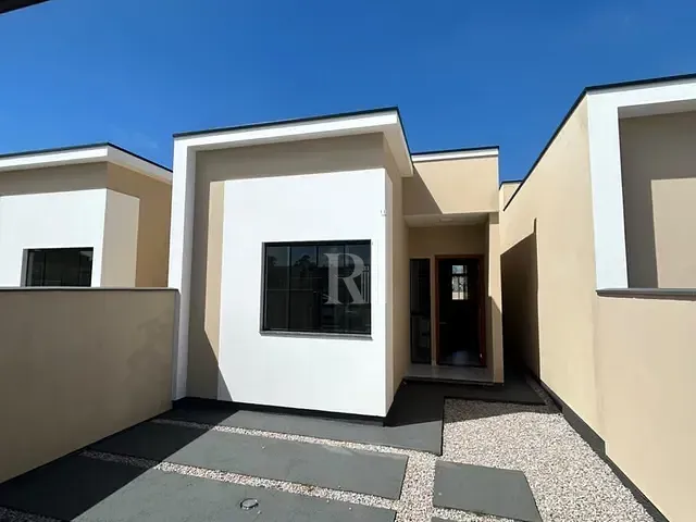 Casa 2 quartos e 2 banheiros, à venda, no bairro Areias em Tijucas