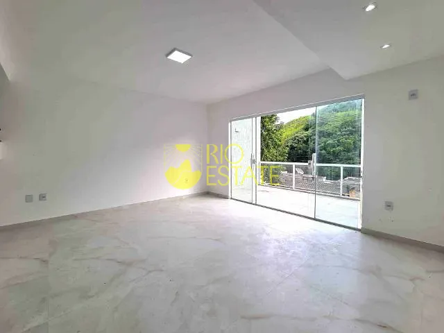 Casa com 170m² 3 quartos e 3 banheiros, à venda, no bairro São João Batista em Volta Redonda
