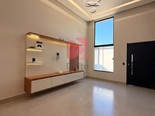 Casa 3 quartos e 2 banheiros, à venda, no bairro Jardim Carlos Gomes em Pirassununga