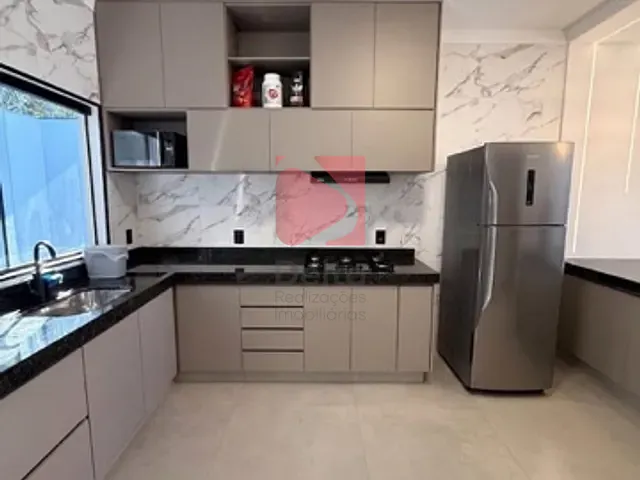 Casa 3 quartos e 2 banheiros, à venda, no bairro Jardim Carlos Gomes em Pirassununga
