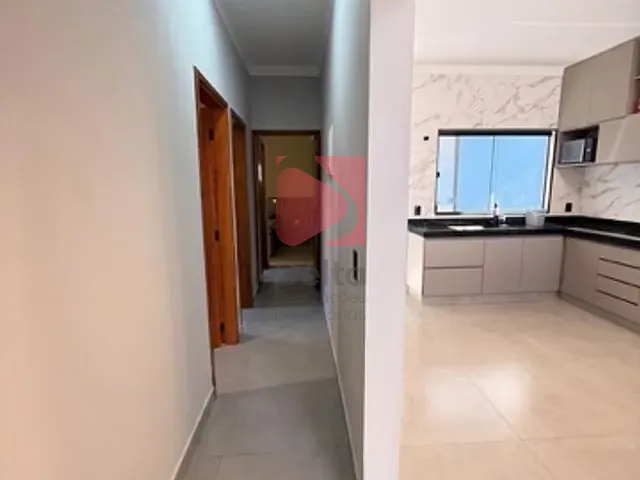 Casa 3 quartos e 2 banheiros, à venda, no bairro Jardim Carlos Gomes em Pirassununga