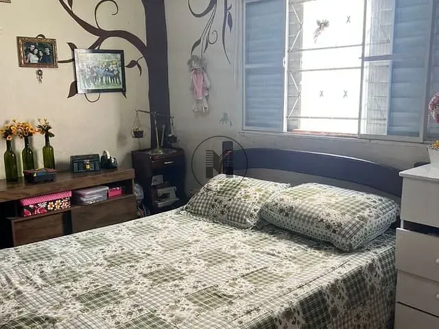 Casa com 500m² 3 quartos e 1 banheiro, à venda, no bairro Pedregulho em Guaratinguetá