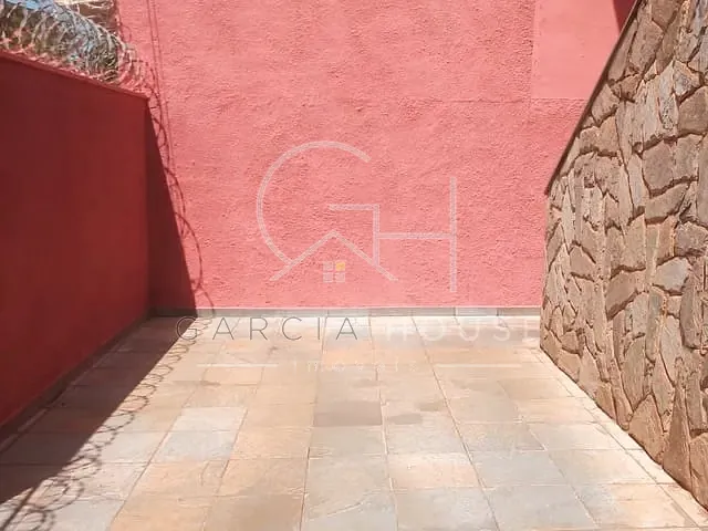 Casa com 200m² 3 quartos e 1 banheiro, à venda, no bairro Vila Maria Luiza em Ribeirão Preto