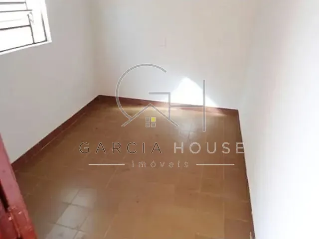 Casa com 200m² 3 quartos e 1 banheiro, à venda, no bairro Vila Maria Luiza em Ribeirão Preto