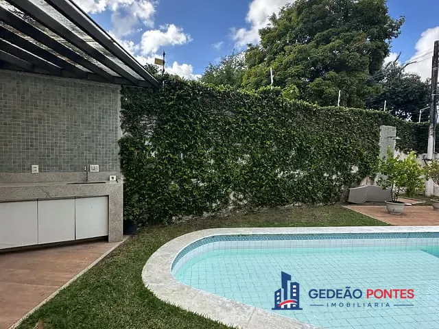 Casa com 400m² 5 quartos e 6 banheiros, à venda, no bairro Poço em Recife