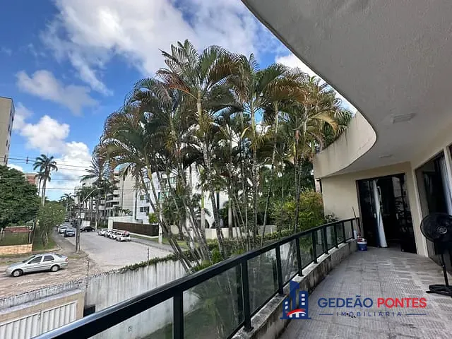 Casa com 400m² 5 quartos e 6 banheiros, à venda, no bairro Poço em Recife
