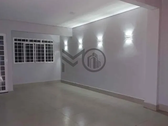 Casa com 200m² 4 quartos e 3 banheiros, à venda, no bairro Morada da Serra em Cuiabá