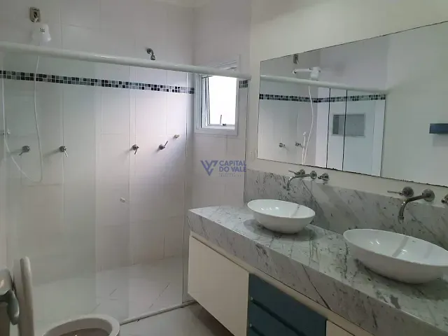 Casa com 480m² 4 quartos e 7 banheiros, para alugar, no bairro Jardim Esplanada do Sol em São José dos Campos